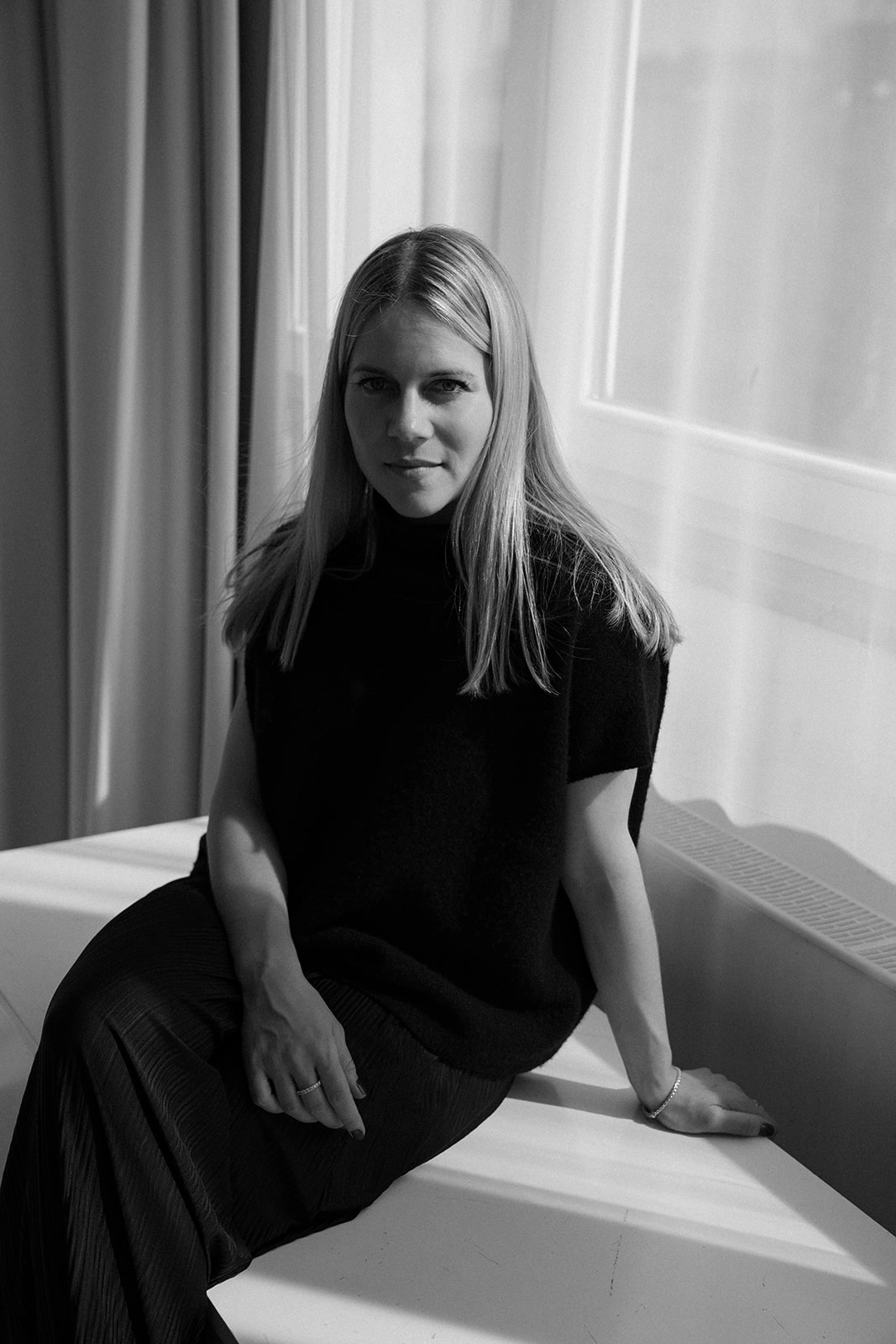 munich-studio-portraits-fionafranziska-kristina-2